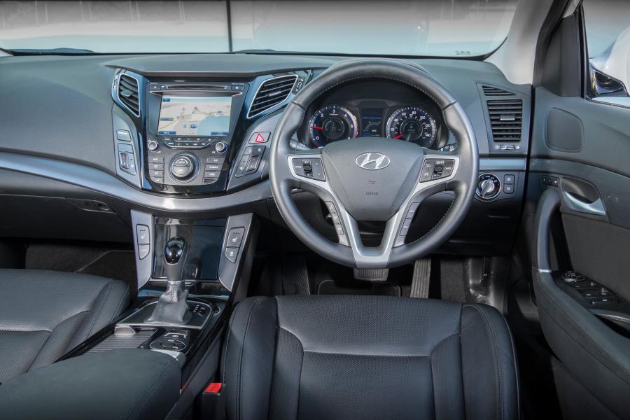  Hyundai i40 Tourer 2014 года  (UK) (фото 54 из 73)